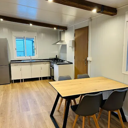 Casas Privadas Con Aire Acondicionado & Piscina Privada بيت للعطل كونيل ذي لا فرونتيرا