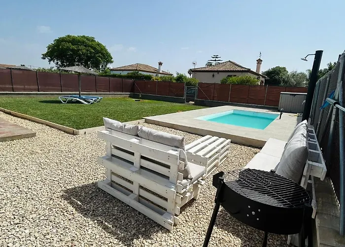 Casas Privadas Con Aire Acondicionado & Piscina Privada Будинок відпочинку *