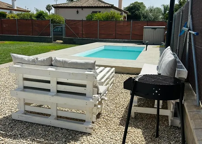 Casas Privadas Con Aire Acondicionado & Piscina Privada Будинок відпочинку *